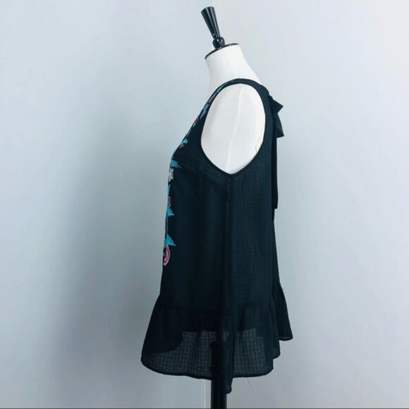 Entro Black Floral Embroidered Sleeveless Peplum Tunic Tank Top Medium - Picture 6 of 8